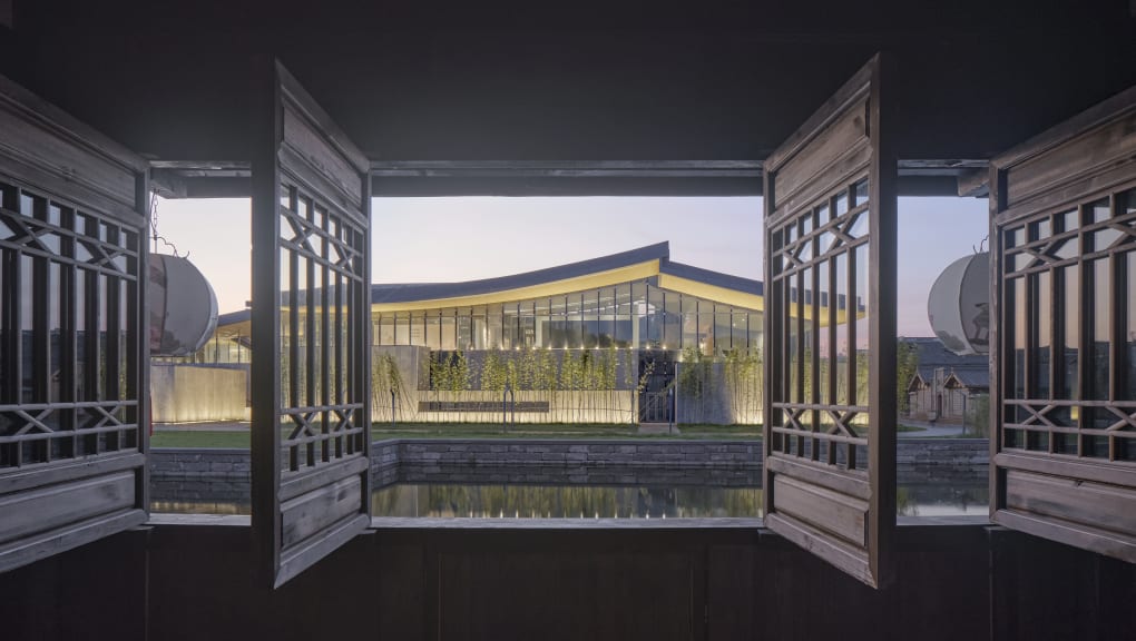 Looking at Lizhuang Museum through window.
