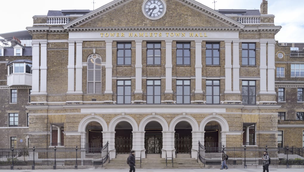 Exterior of Main entrance, Tower Hamlets Town Hall. Copyright Rob Parrish