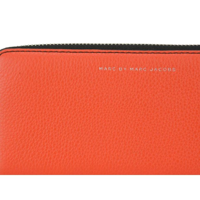Marc By Marc Jacobs Wallet展示图