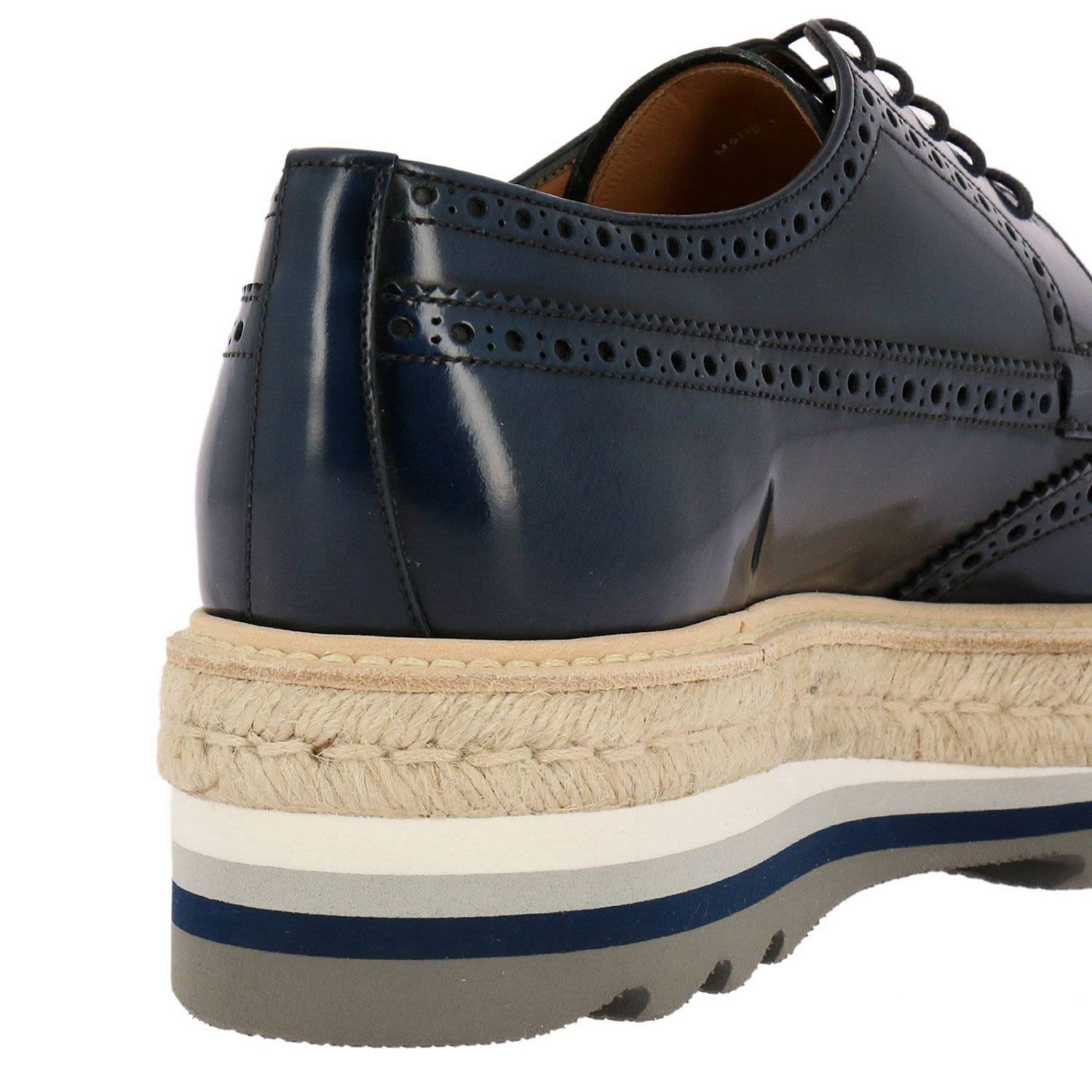 italist | Best price in the market for Prada Brogue Shoes Shoes Men