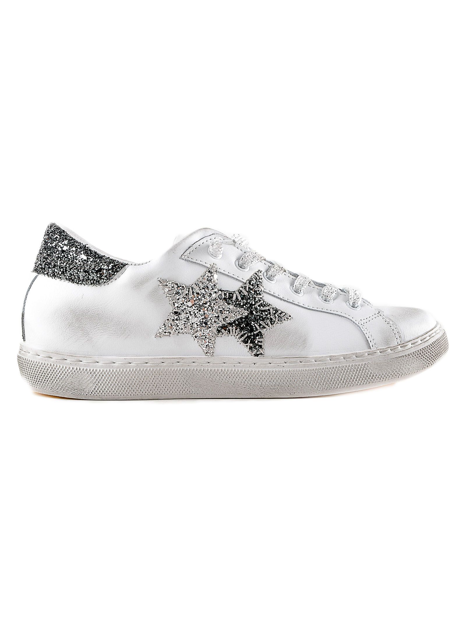Shop 2 Logo Stars Sneakers In Bianco/silver