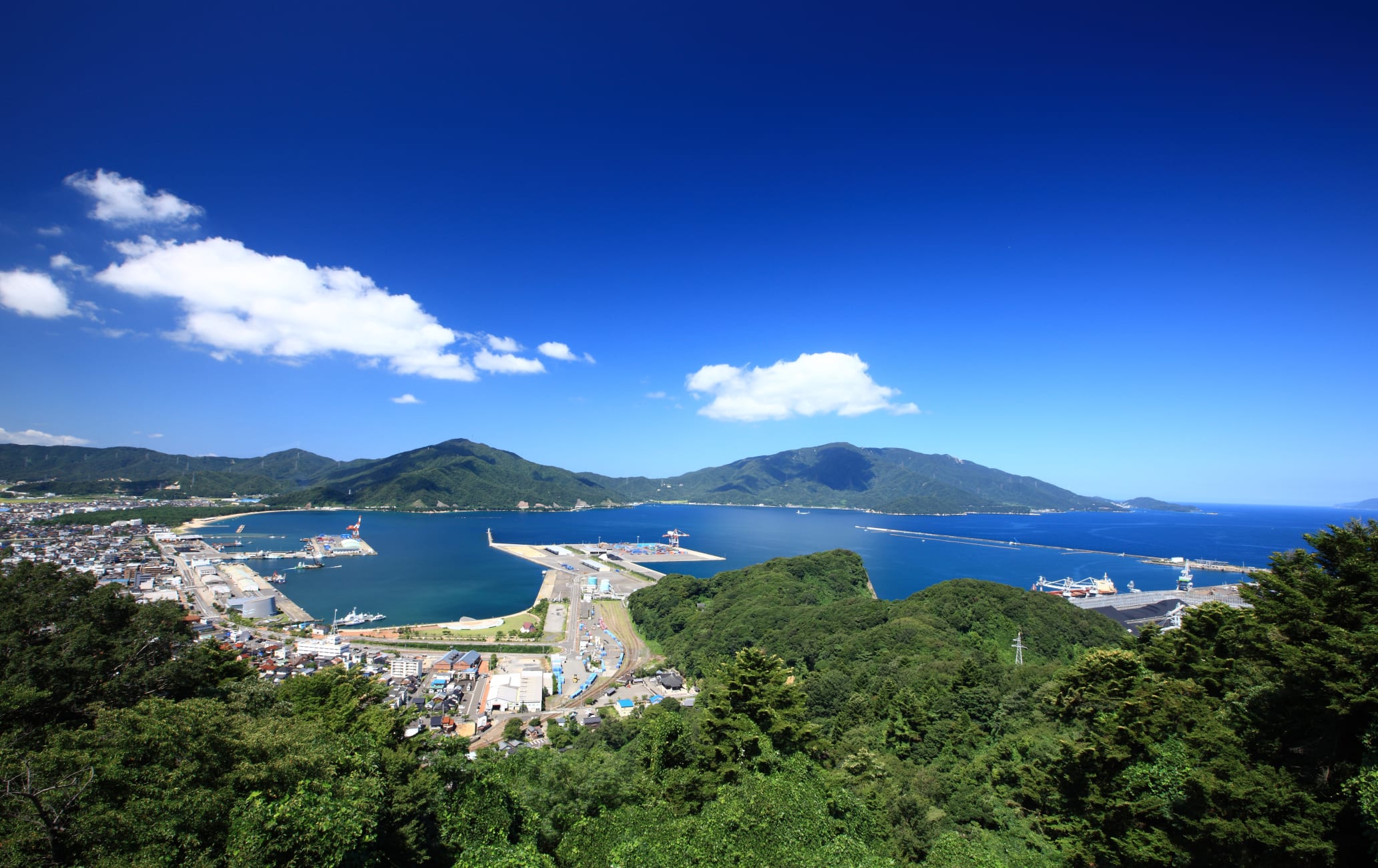 Tsuruga bay