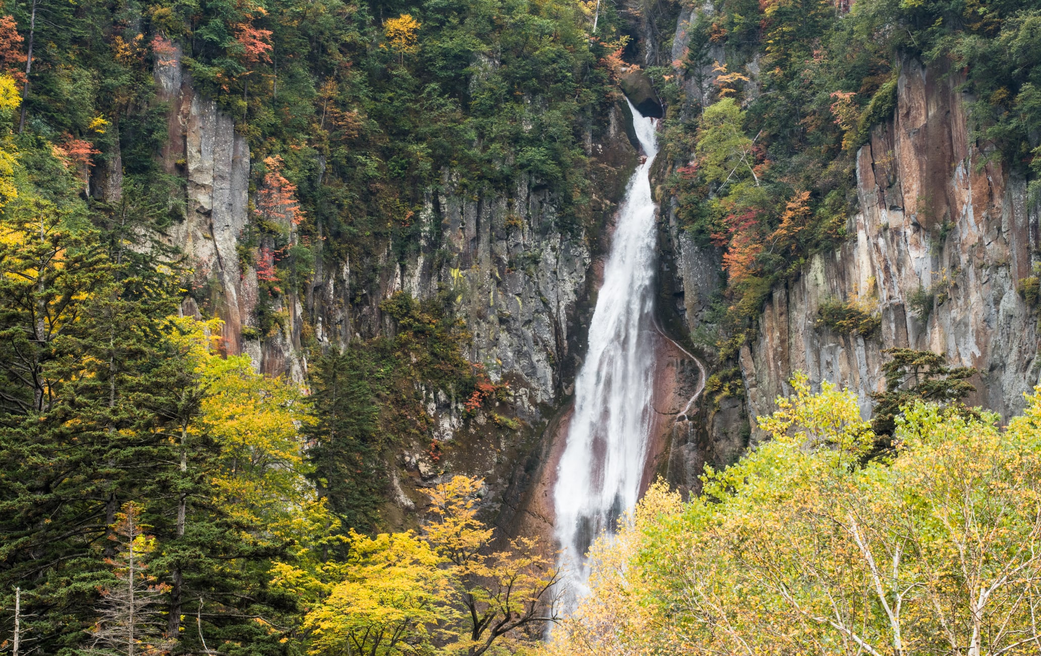 Ryusei-no-taki Falls