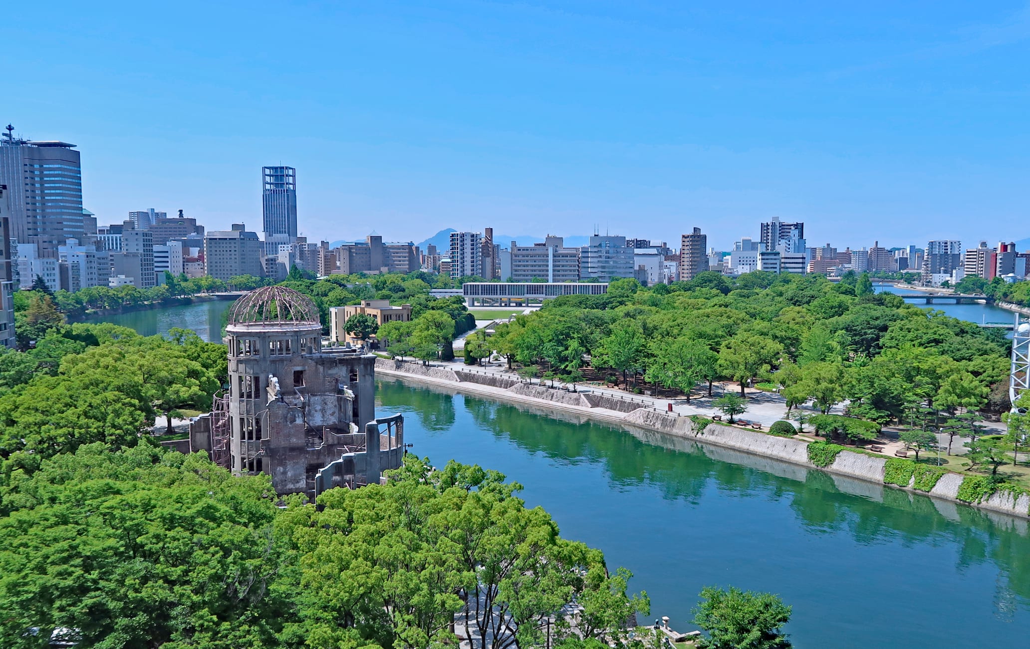 Hiroshima Atomic Bomb Dome | Travel Japan - Japan National Tourism  Organization (Official Site)