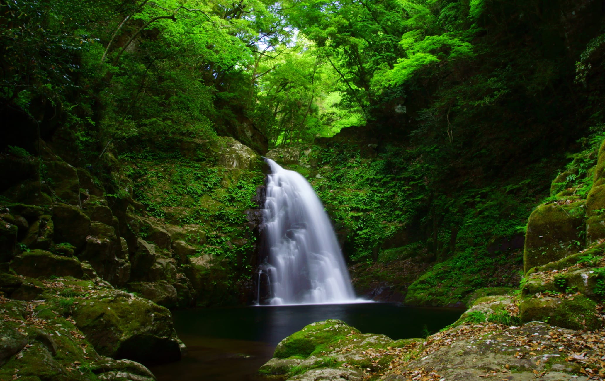 Akame 48 Waterfalls