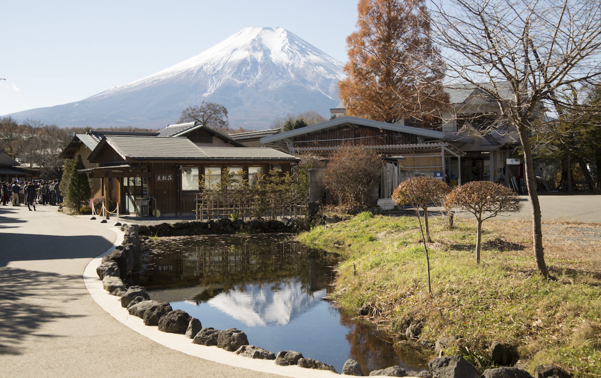 Oshino Hakkai | Travel Japan (Cơ quan Xúc tiến Du lịch Nhật Bản)
