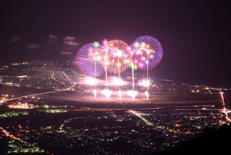 Shinmei Fireworks Extravaganza in Ichikawa Misato