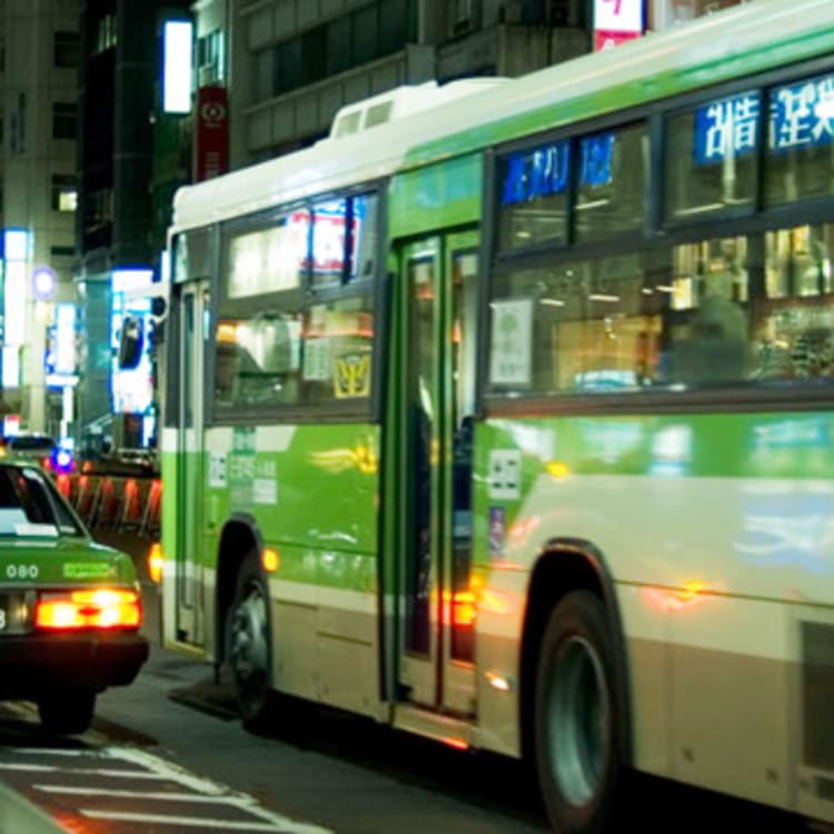 Auto e autobus, Viaggi in Giappone