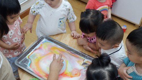 TỰ TAY CHẾ TẠO PHÁO HOA ĐẦY SẮC MÀU