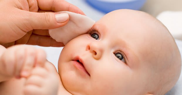 CÁCH TRỊ MỤN SỮA CHO TRẺ SƠ SINH ĐÚNG CÁCH VÀ SIÊU HIỆU QUẢ