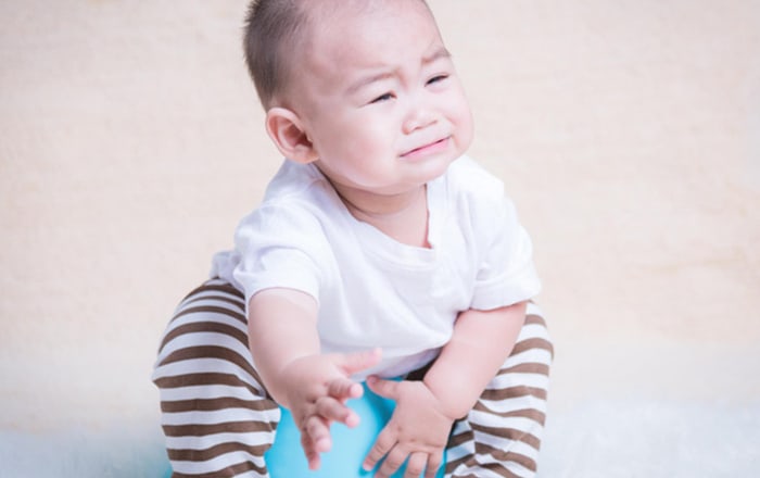 NHỮNG PHẢN ỨNG CỦA TRẺ SAU TIÊM PHÒNG BA MẸ CẦN LƯU Ý