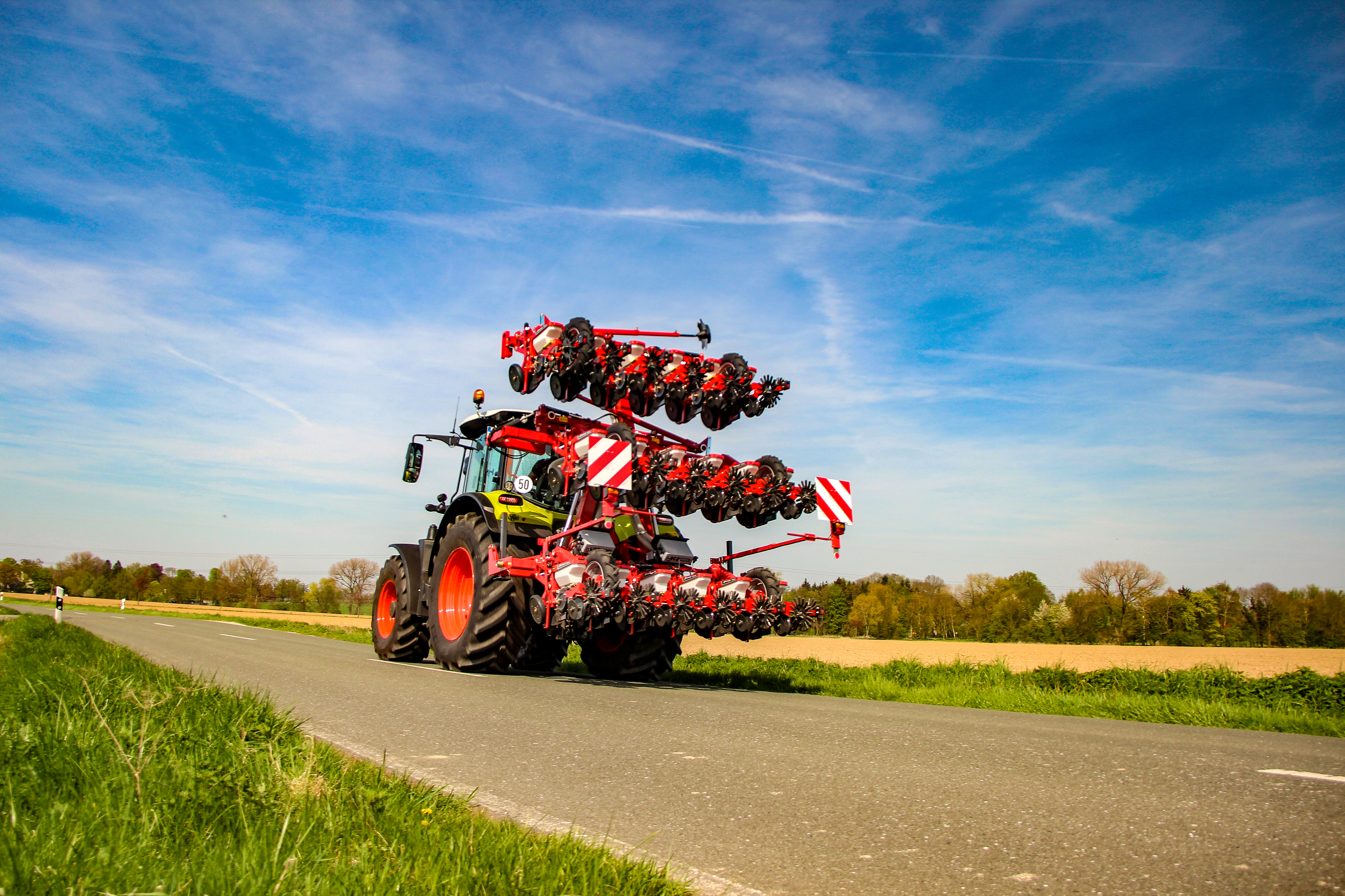 Kverneland Unicorn, precision in all soil conditions, great range of tools