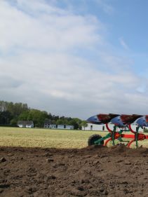 unted Ploughs - 150 B Variomat, high performance, long lifetime and easy to handle during operation