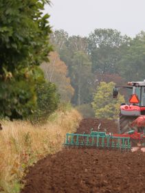 Kverneland Packomat, perfect seedbed while ploughing, kvernelands unique steel provides light and robust implement