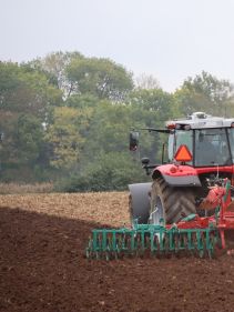 Kverneland Packomat, perfect seedbed while ploughing, kvernelands unique steel provides light and robust implement