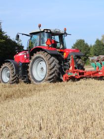 Kverneland Packomat, perfect seedbed while ploughing, kvernelands unique steel provides light and robust implement