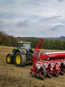 Kverneland optima TFprofi, high performance and reduced tractor power requirement