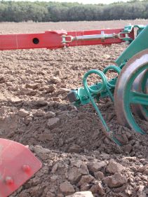 Kverneland Packomat, perfect seedbed while ploughing, kvernelands unique steel provides light and robust implement