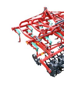 Stubble Cultivators - Kverneland Turbo powerful and efficient in use during operation