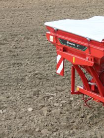 Kverneland DF1, balanced and flexibility on field while seeding