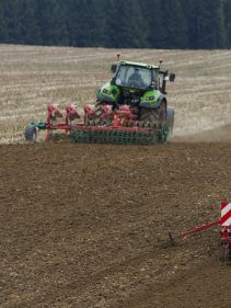 Kverneland e-drill maxi pluss, combined grain and fertilizer model