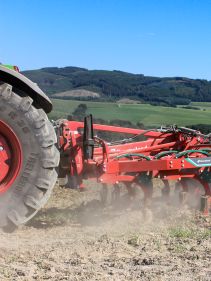 Kverneland Enduro, performing powerful and efficient on field