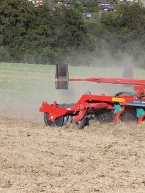 Kverneland Enduro, performing powerful and efficient on field