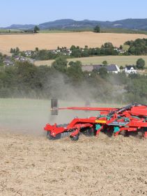 Kverneland Enduro, performing powerful and efficient on field