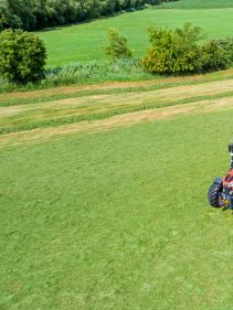 Four Rotor Rakes - VICON ANDEX 1304 PRO, super efficient in use during field operation with ISOBUS option