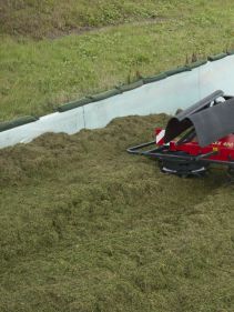 Silage Spreaders - VICON DUPLEX 400 - 600, great capacity and high performance also easy to use in operation