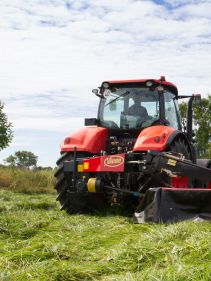 Plain Mowers - VICON EXTRA 432H - 436H - 440H - REAR MOUNTED DISC MOWERS, a disc mower with hydraulic suspension and high performance during field operation