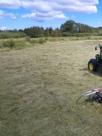 Tedders, Trailed - VICON FANEX 904C - 1124C, purpose-built for smaller tractor but will also operate with larger ones