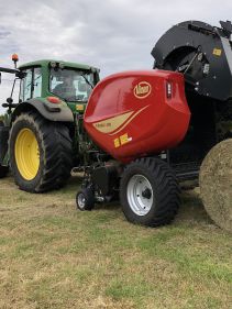 Fixed Chamber round balers - VICON FIXBALE 500, specialist baler for heavy silage conditions with low power requirments for efficient operation