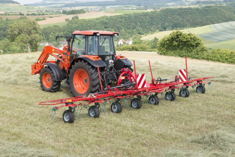 Kverneland 8460 - 8480, compact tedders for hay making