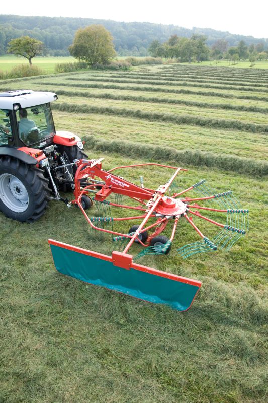 Single Rotor Rakes - Kverneland 9542 - 9546, high performance single rake designed to last for a long time