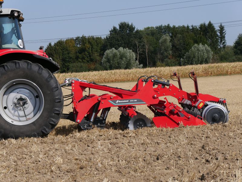 Kverneland DTX operating on low power requirements and long durability on field