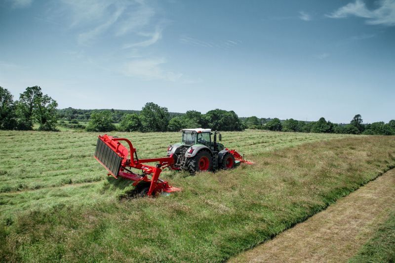 Mower Conditioners - Kverneland 4300 LT LR CT CR, BX Swath Belt speed up collection of crop