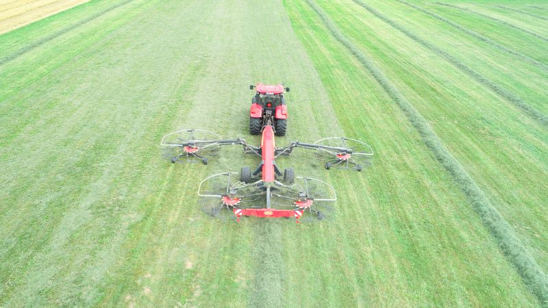 Four Rotor Rakes - VICON ANDEX 1304 PRO, super efficient in use during field operation with ISOBUS option