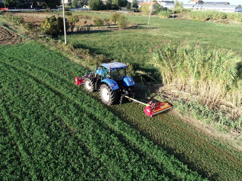 Choppers - VICON BROMEX PXD, versatile machine suitable for front and rear tractor mounting also Robust Transmission