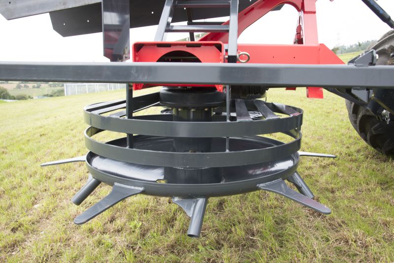 Silage Spreaders - VICON DUPLEX 400 - 600, great capacity and high performance also easy to use in operation