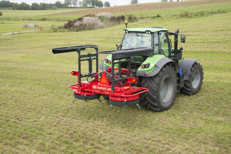 Silage Spreaders - VICON DUPLEX 400 - 600, great capacity and high performance also easy to use in operation