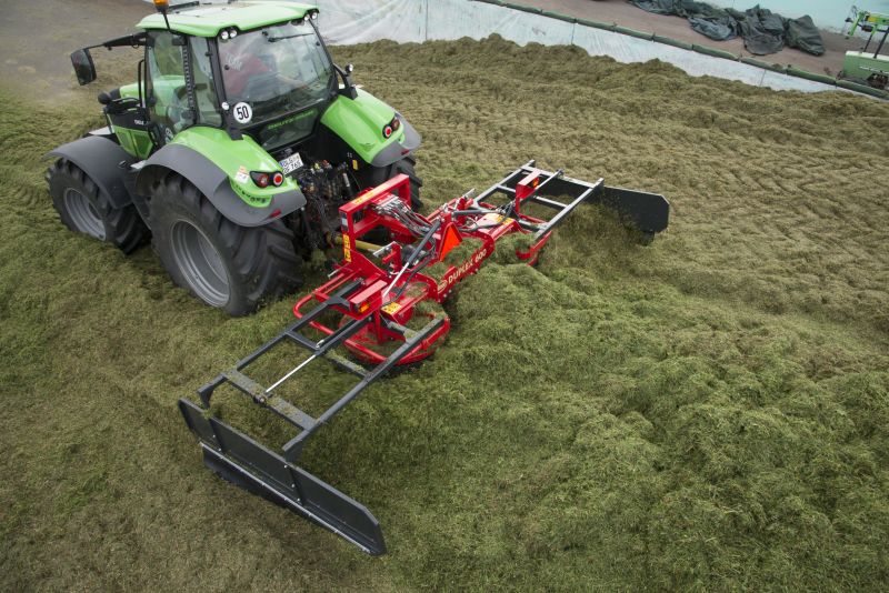 Silage Spreaders - VICON DUPLEX 400 - 600, great capacity and high performance also easy to use in operation