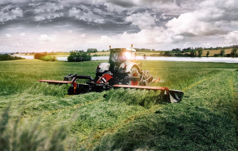 Mower Conditioners - VICON EXTRA 7100T VARIO - 7100R VARIO - EFFICIENT BUTTERFLY MOWER COMBINATION, outstanding performance with new QuattroLink suspension