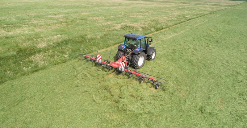 Mounted Tedders - Vicon Fanex 604 - 804, ideal for hay making also low weight and low power requirments