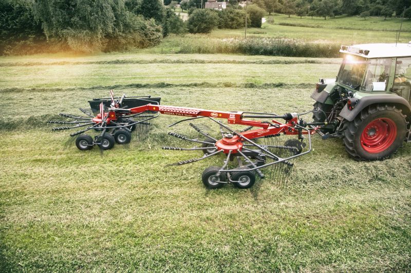 Double Rotor Rakes - Andex 714T VARIO - 714T EVO, CompactLine Gearbox provides almost maintenance free and great strengt during operation