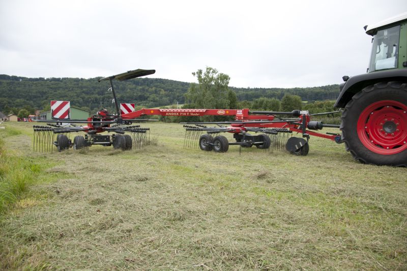 Double Rotor Rakes - Andex 714T VARIO - 714T EVO, CompactLine Gearbox provides almost maintenance free and great strengt during operation