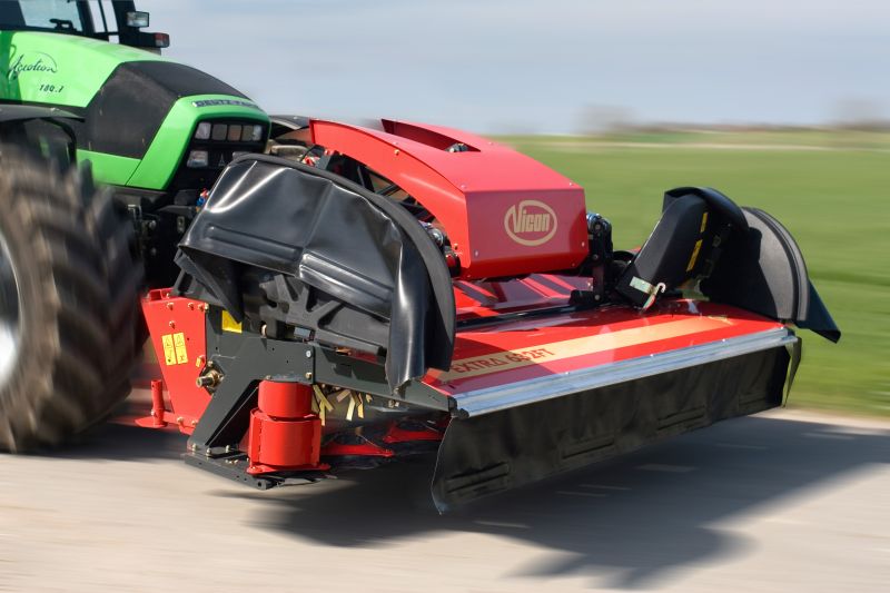 Mower Conditioners - VICON EXTRA 628FT - 632FT - 632FR - 635FT - 635FR - FRONT MOUNTED DISC MOWER CONDITIONERS, versitale machine with substantial performance