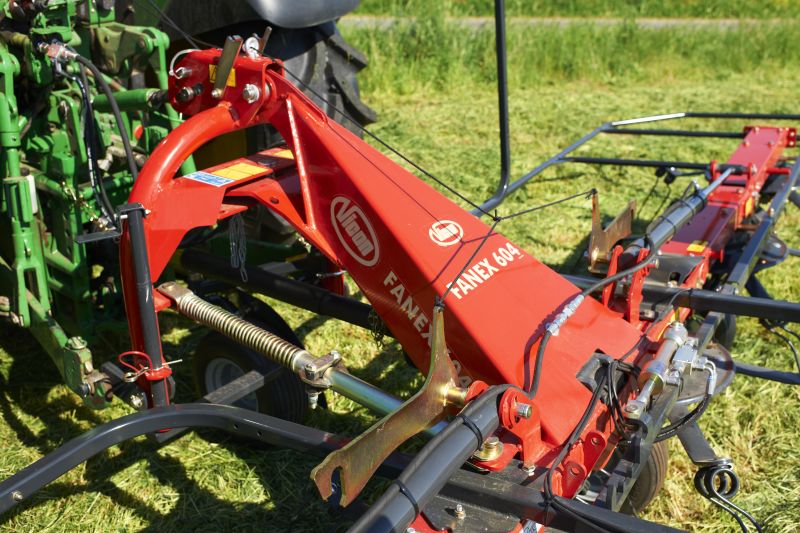 Mounted Tedders - Vicon Fanex 604 - 804, ideal for hay making also low weight and low power requirments