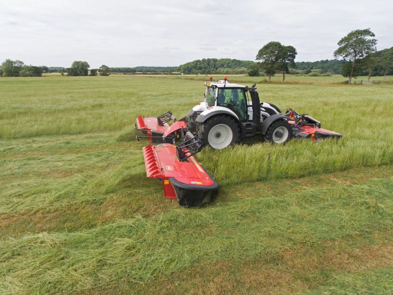 Mower Conditioners - VICON EXTRA 7100T VARIO - 7100R VARIO - EFFICIENT BUTTERFLY MOWER COMBINATION, outstanding performance with new QuattroLink suspension