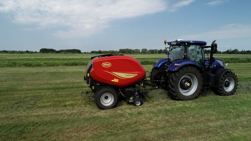 Fixed Chamber round balers - VICON FIXBALE 500, specialist baler for heavy silage conditions with low power requirments for efficient operation